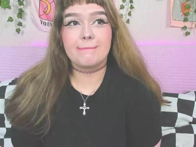 -CandyM1lky- on BongaCams 