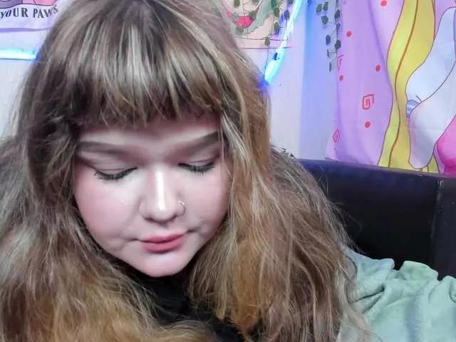 -CandyM1lky- on BongaCams 