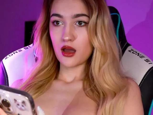 -Lana-Chester- on BongaCams 
