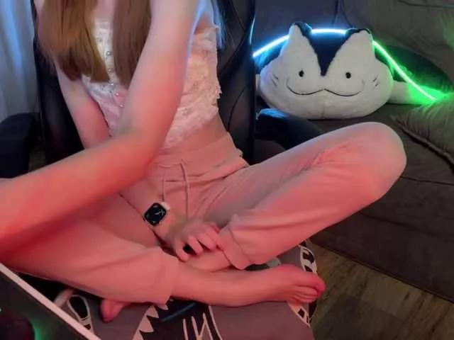 Alisa-Cheshirovna