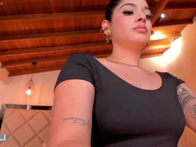 AlyssaDean on BongaCams 