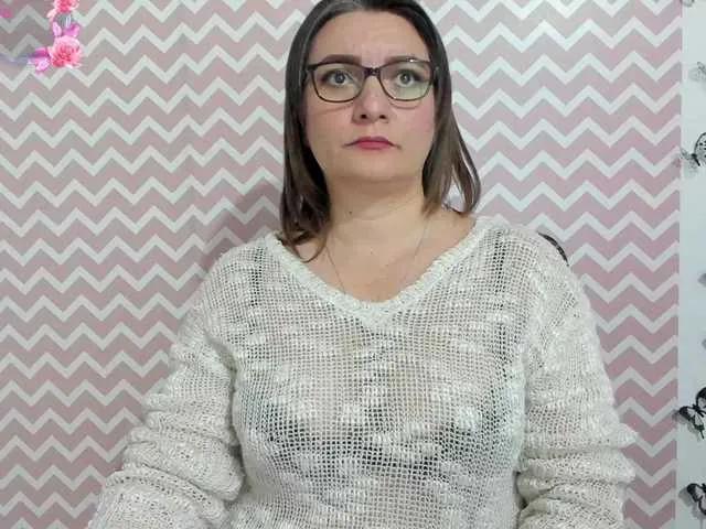 Amie-Adams82