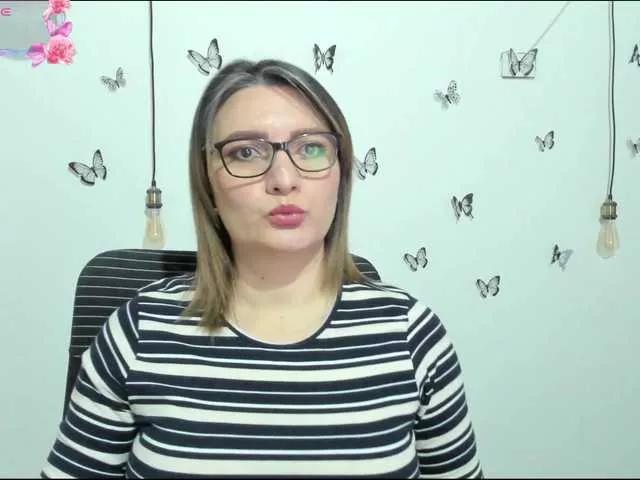 Amie-Adams82