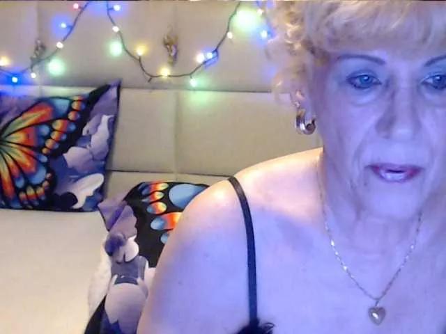 ANGELGRANNY on BongaCams 