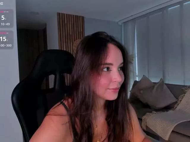 AnnieeHall