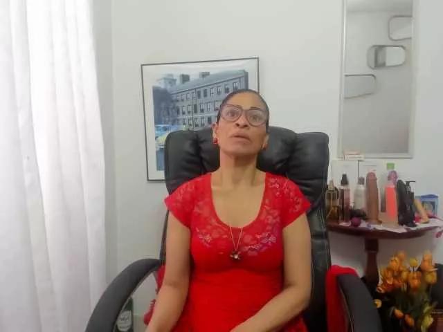 Aries-Mature on BongaCams 