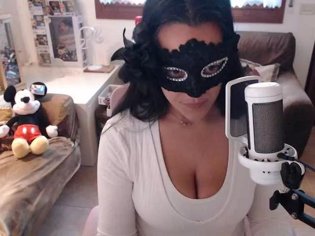 Auri5hot on BongaCams 