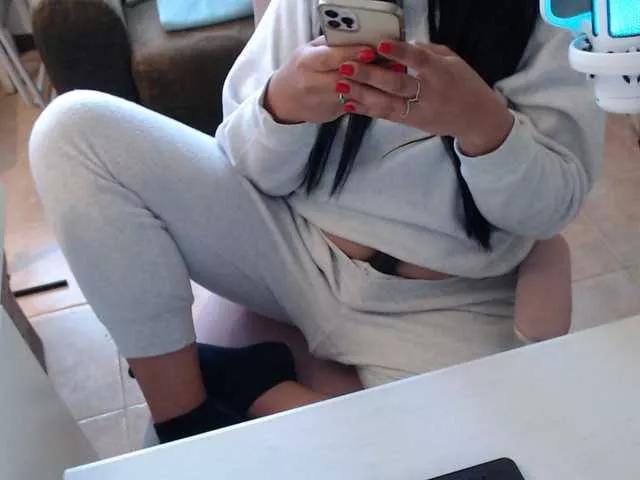 Auri5hot on BongaCams 