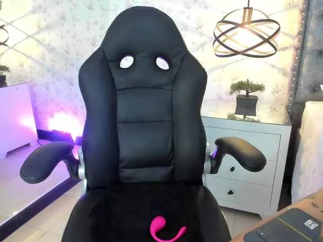 BeckyConnor on BongaCams 