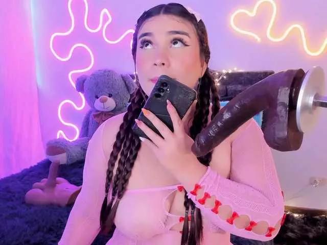 Belacurvyx on BongaCams 