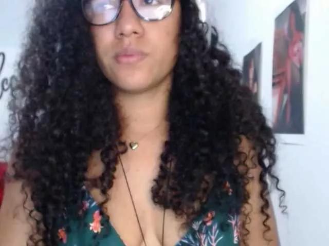 Bellacrespa on BongaCams 