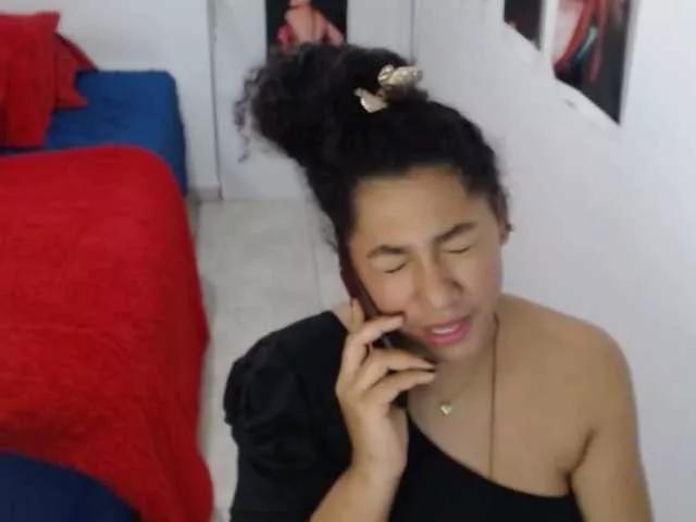 Bellacrespa on BongaCams 