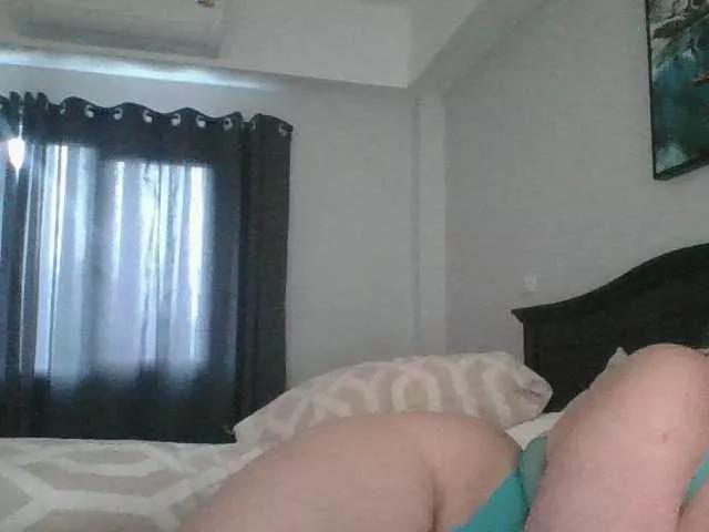 BlondeDollTia on BongaCams 