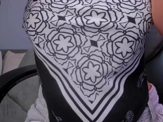 BrennaWalker on BongaCams 