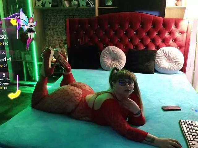 CandyBigbooty on BongaCams 