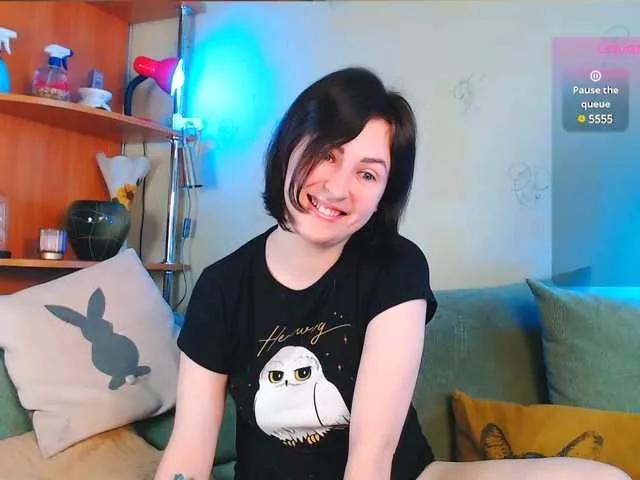 Caroline1995