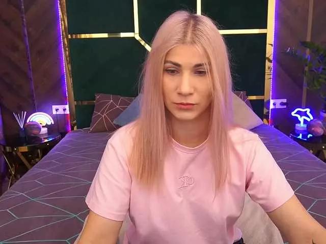 CassandraGood on BongaCams 