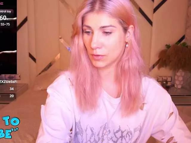 CassandraGood on BongaCams 