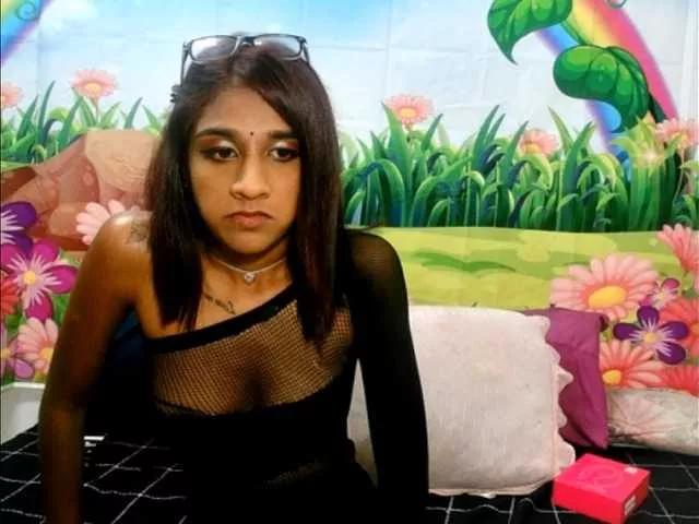 cherryindian4u on BongaCams 