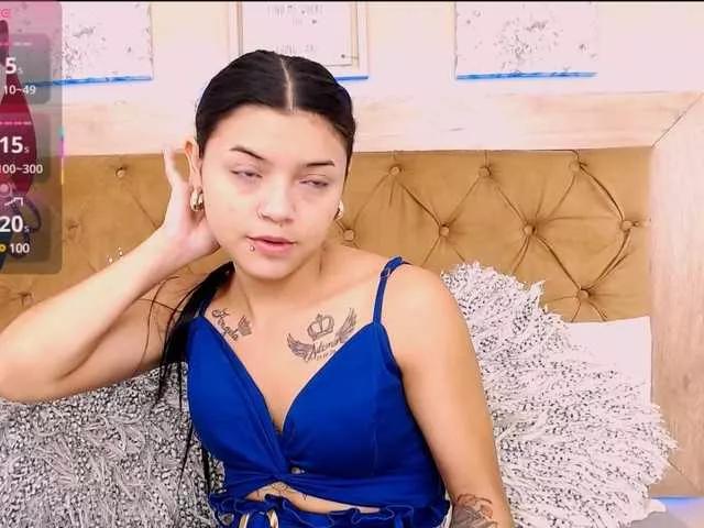 CristalLorents on BongaCams 