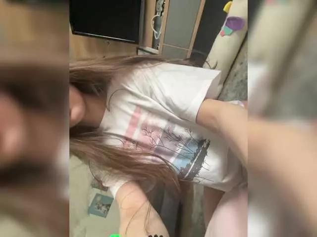 Cuterori on BongaCams 