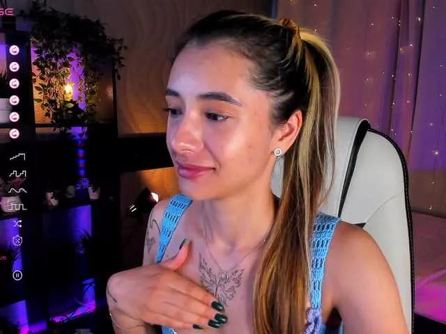 DarlaBelle on BongaCams 