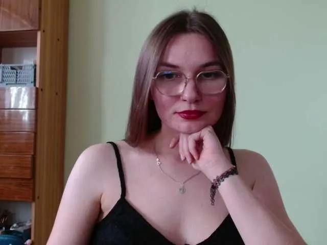 Ellyxcute on BongaCams 