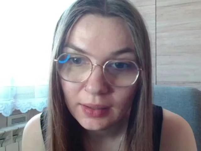 Ellyxcute on BongaCams 