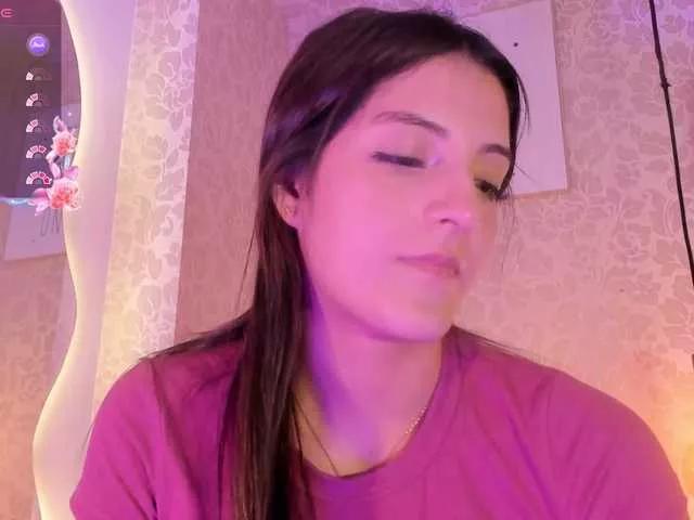EmilyVahos on BongaCams 