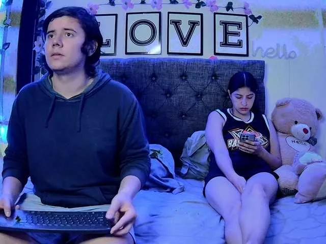 Emy23Jack23 on BongaCams 