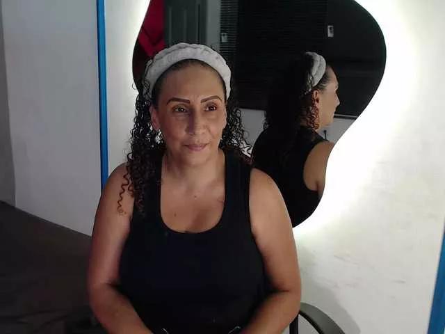 Evamills on BongaCams 