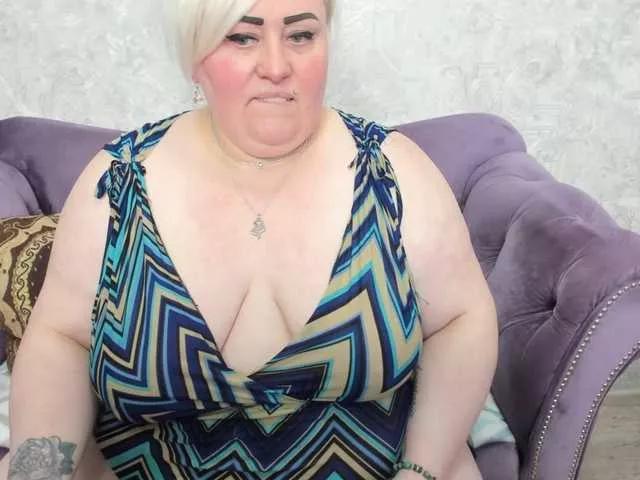 fashiona on BongaCams 