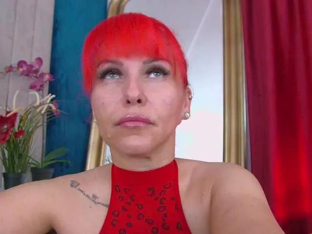 Foxxxy-MILF