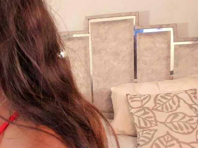GabyyJones