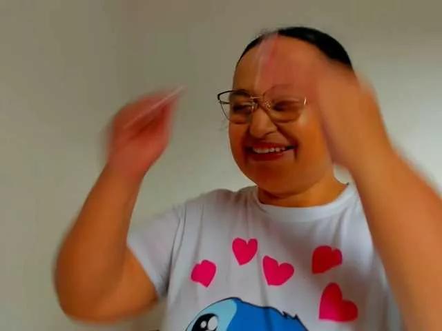 Gianahomi on BongaCams 