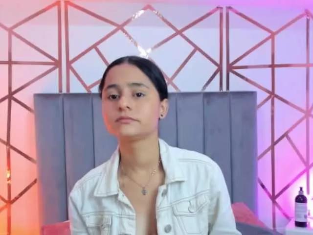 Giselle-Roldan on BongaCams 