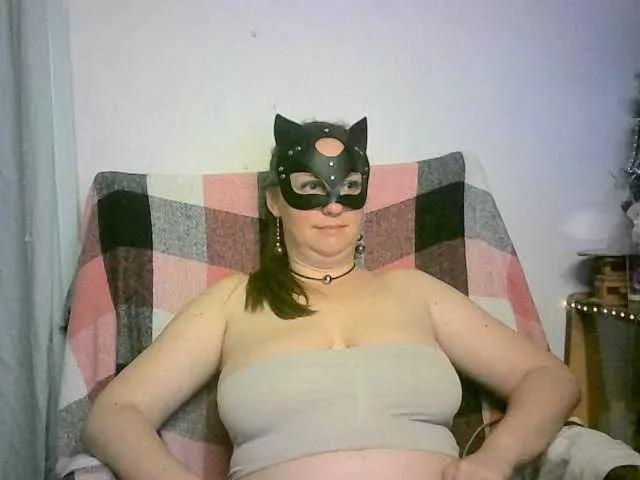 GoldenFisha on BongaCams 