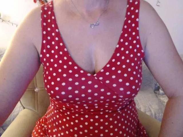 goodSnowQueen on BongaCams 
