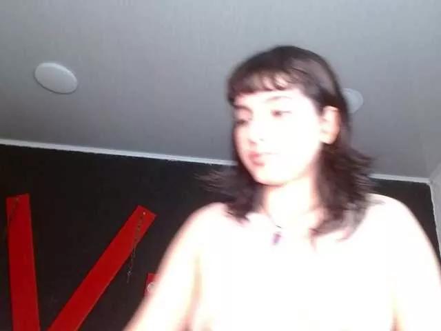 HairyValeri on BongaCams 