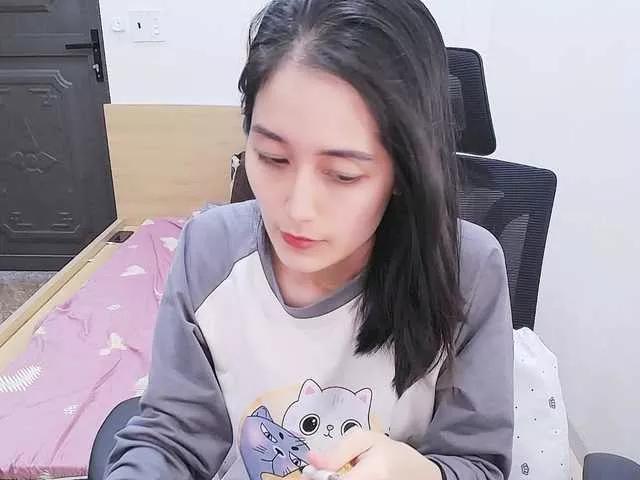 Hana099 on BongaCams 