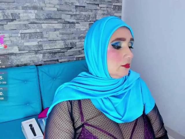 HijabiMilf on BongaCams 