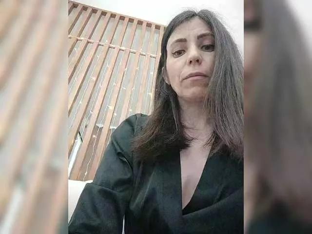HotyWinter84 on BongaCams 