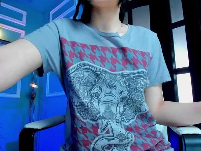 ingridblondy94 on BongaCams 