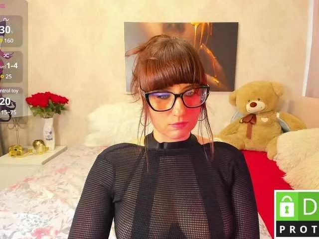 karilana on BongaCams 