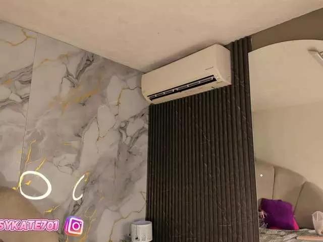 Katemoss70 on BongaCams 