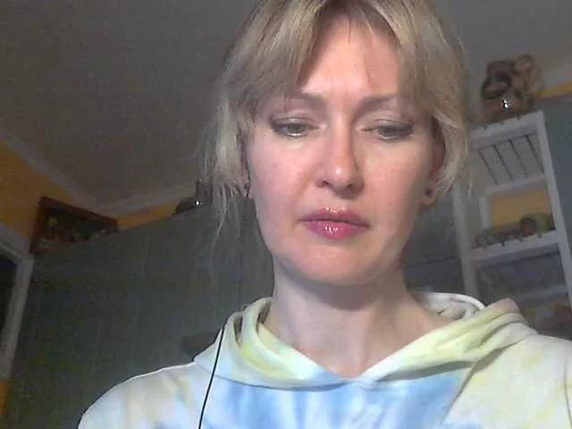 LaraEva