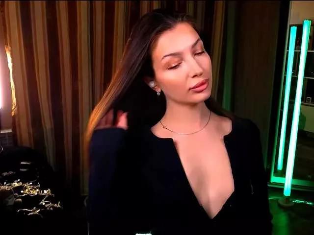 LauraBess on BongaCams 
