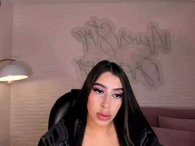 LeahLombardi on BongaCams 