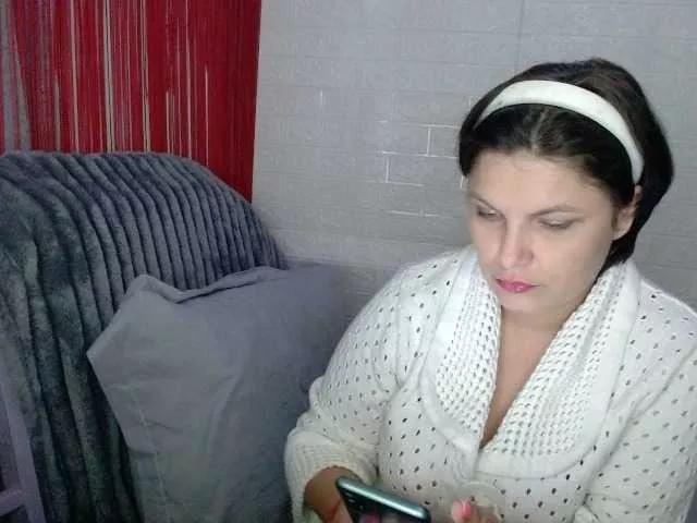 LedyFlower on BongaCams 