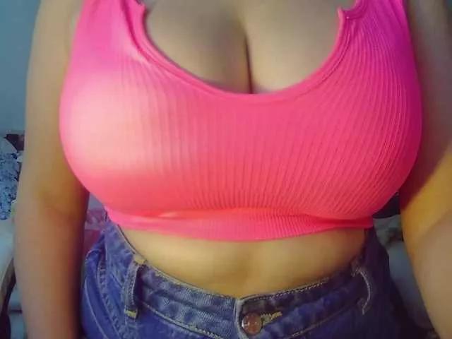 Leysun7 on BongaCams 